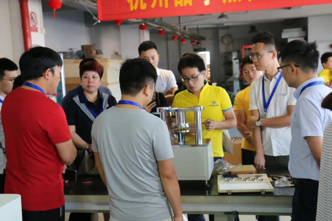 1725953241392491.png 1-230FG43412226.png